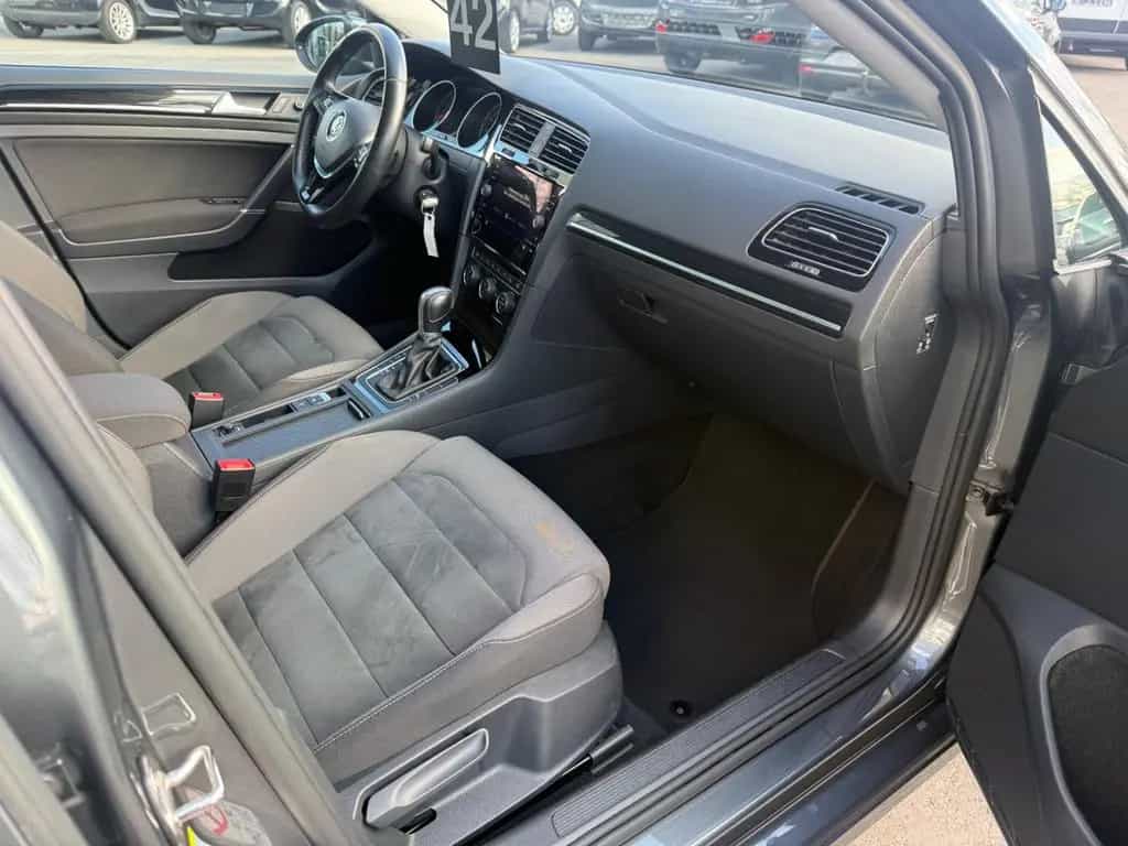 Volkswagen Golf VII V. Highline DSG*ACC*CAM*PDC*APPLE CAR* 02/2019-photo-14