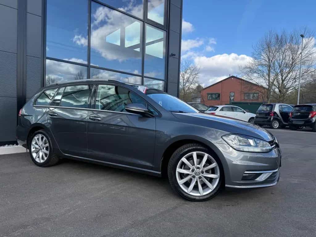 Volkswagen Golf VII V. Highline DSG*ACC*CAM*PDC*APPLE CAR* 02/2019-photo-28