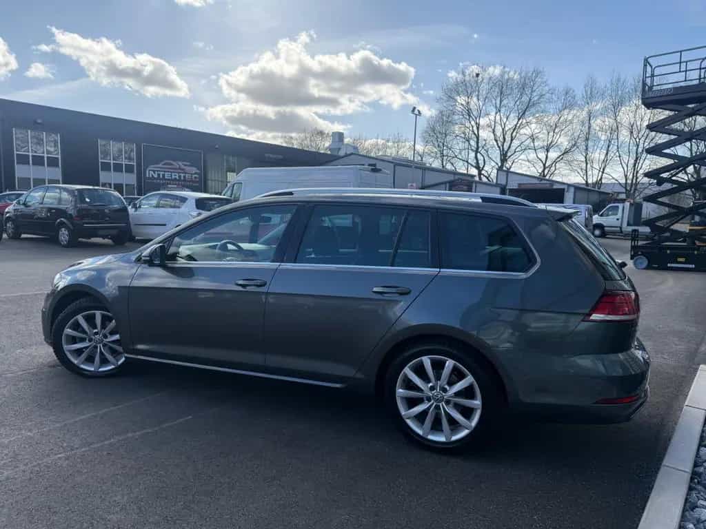 Volkswagen Golf VII V. Highline DSG*ACC*CAM*PDC*APPLE CAR* 02/2019-photo-31