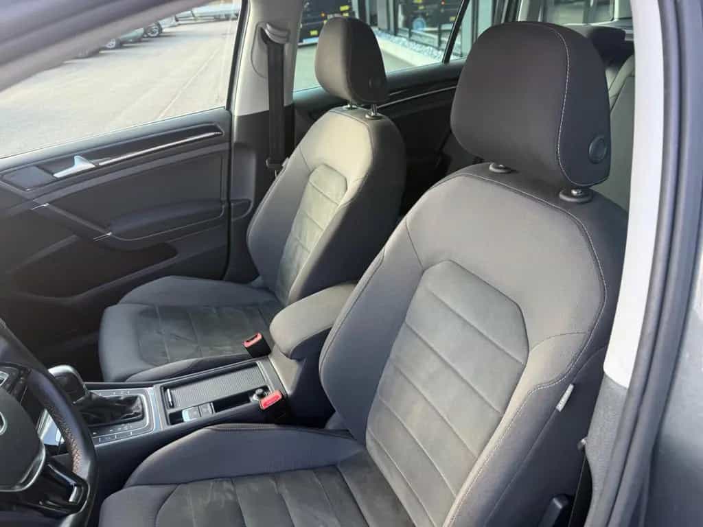 Volkswagen Golf VII V. Highline DSG*ACC*CAM*PDC*APPLE CAR* 02/2019-photo-6