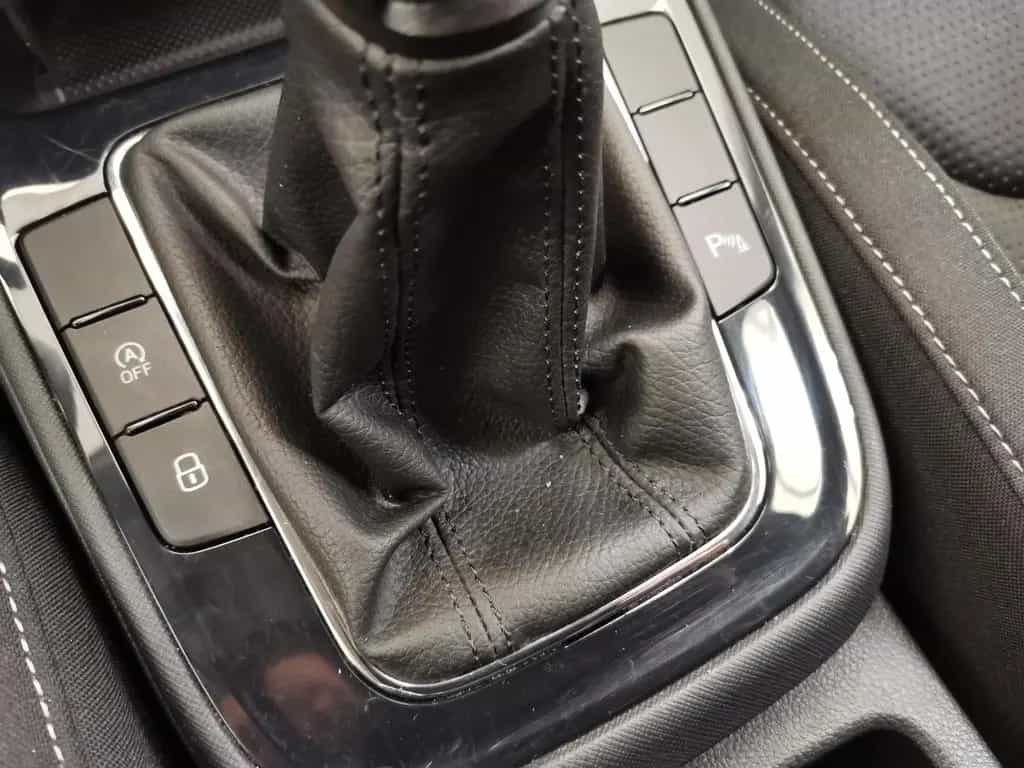 Skoda Fabia 1.0 TSI Ambition Tour Winter|LED|Navi|RFK 03/2024-photo-11