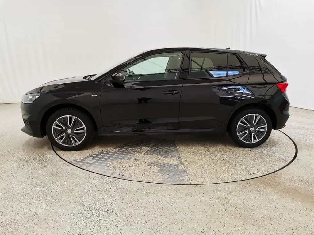 Skoda Fabia 1.0 TSI Ambition Tour Winter|LED|Navi|RFK 03/2024-photo-2