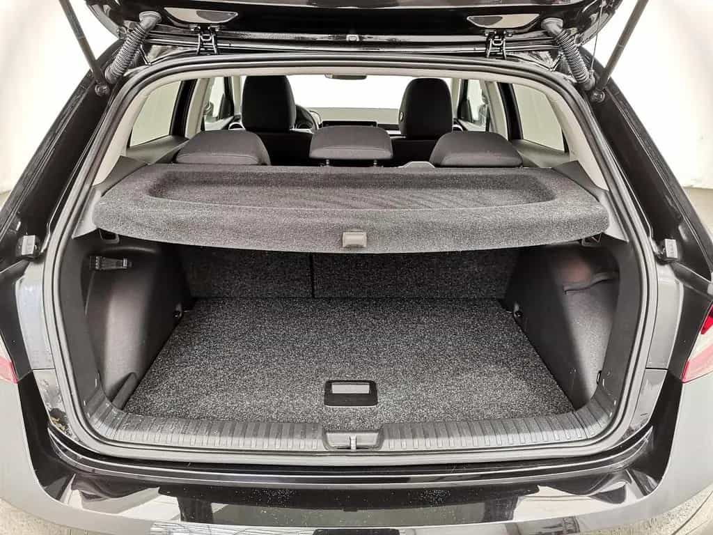 Skoda Fabia 1.0 TSI Ambition Tour Winter|LED|Navi|RFK 03/2024-photo-21