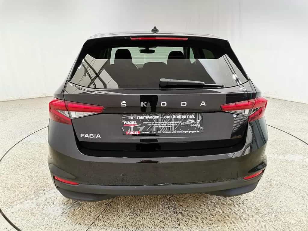 Skoda Fabia 1.0 TSI Ambition Tour Winter|LED|Navi|RFK 03/2024-photo-22