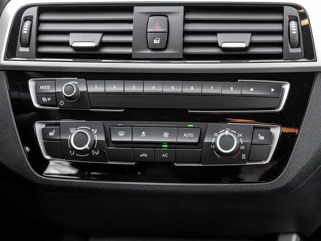 BMW 1 Series 118i 5-Türer+LED+NAVI+AUT+17" LMR 05/2019-photo-6