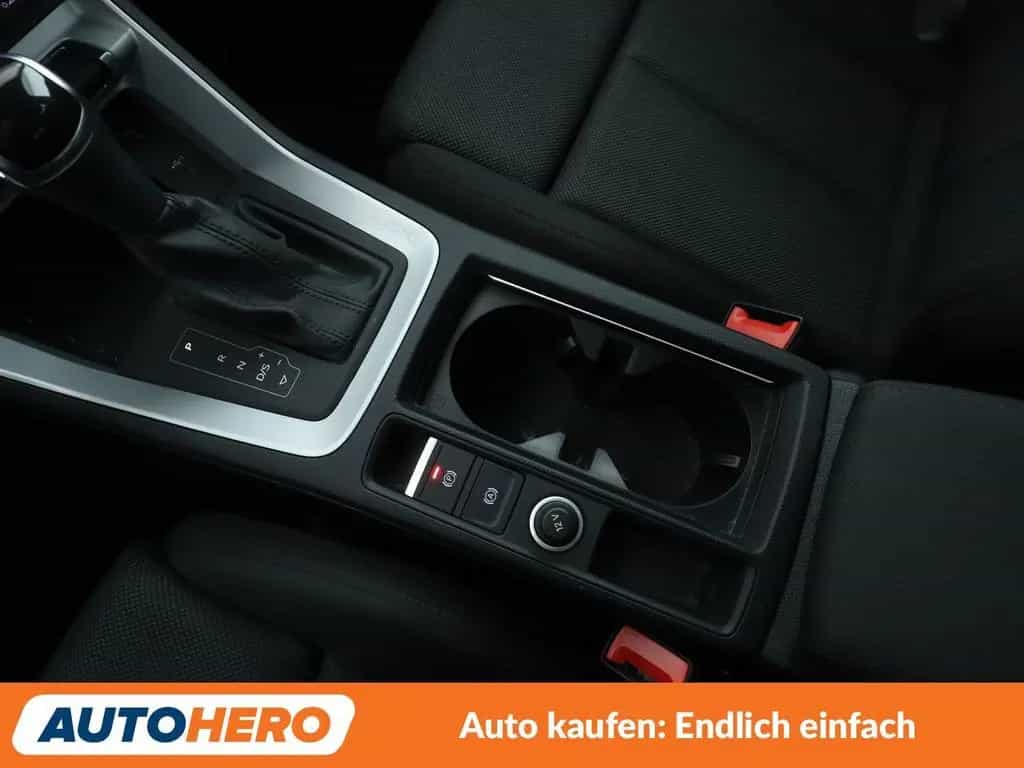 Audi Q3 35 TFSI Mild-Hybrid ACT Aut.*NAVI*CAM*SHZ* 10/2021-photo-23