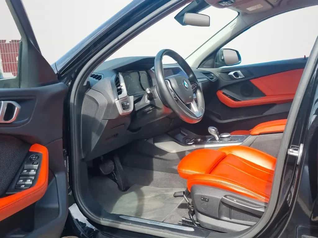 BMW 1 Series 118 i Advantage Automatik*LEDER*LED*ALU*PDC*SHZ* 09/2020-photo-14