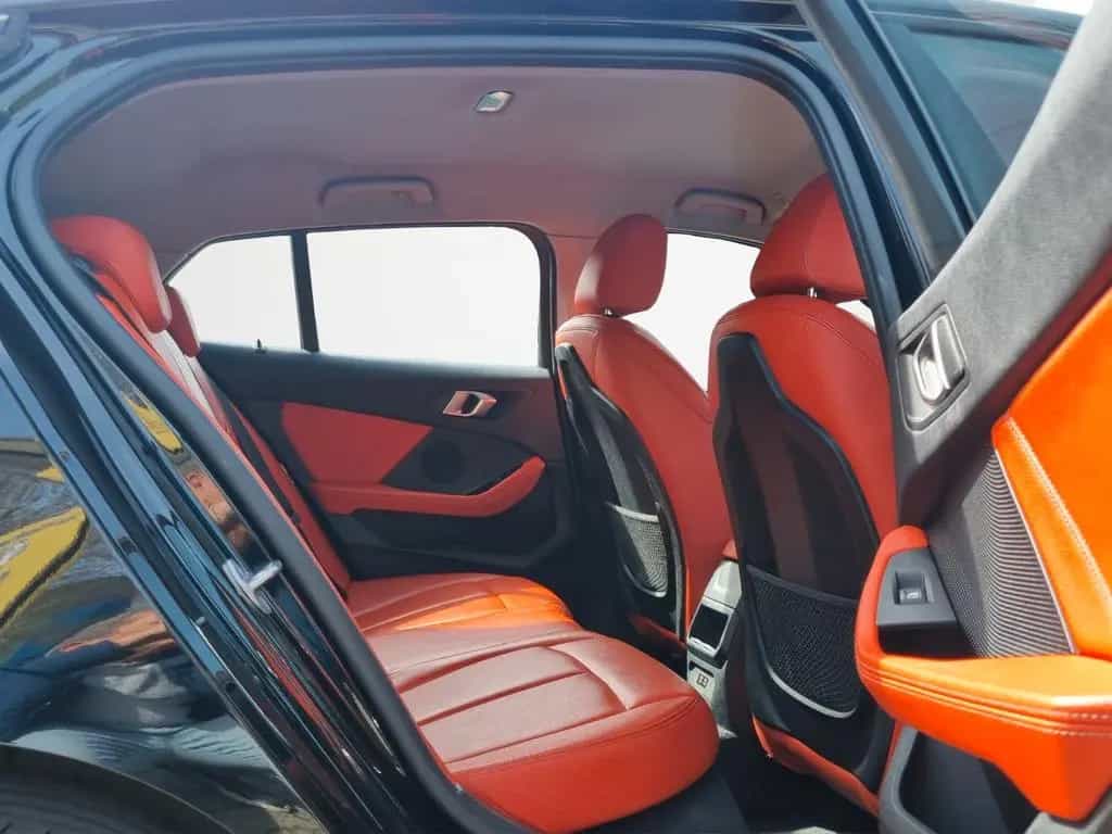 BMW 1 Series 118 i Advantage Automatik*LEDER*LED*ALU*PDC*SHZ* 09/2020-photo-17