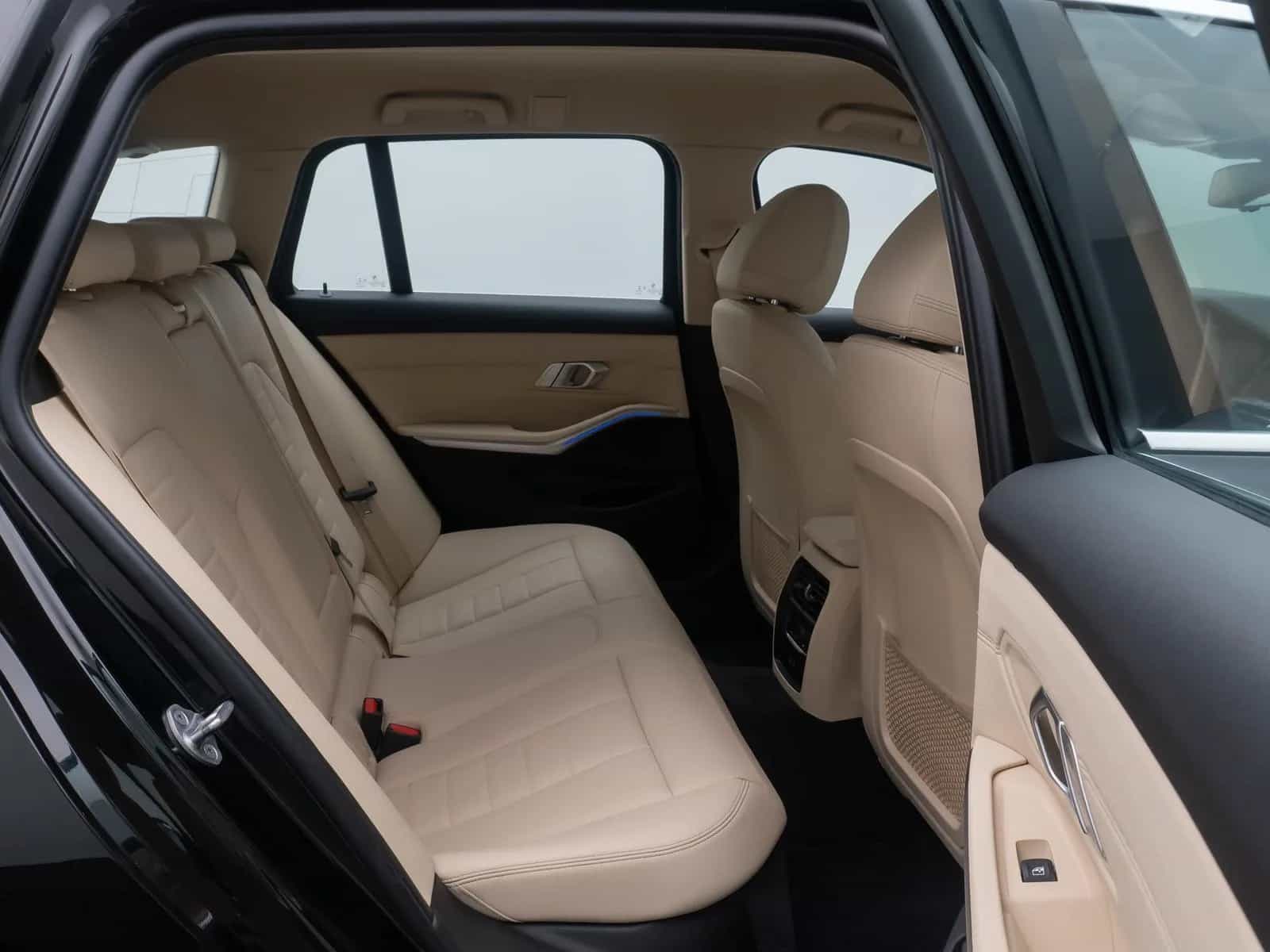 BMW 3 Series 320d Touring Advantage AHK DrAss ParkAss HiFi 02/2021-photo-26