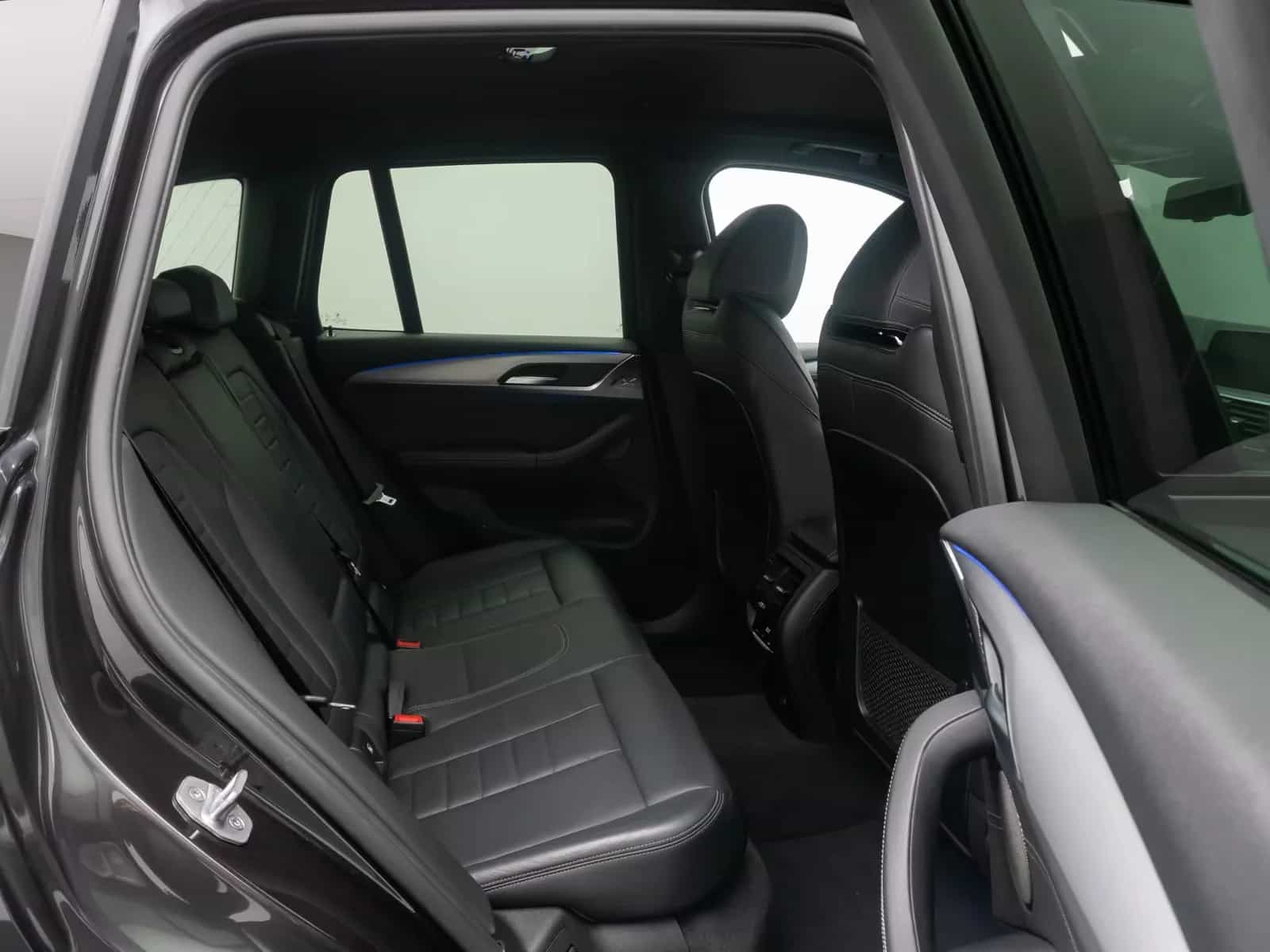 BMW X3 01/2019-photo-25