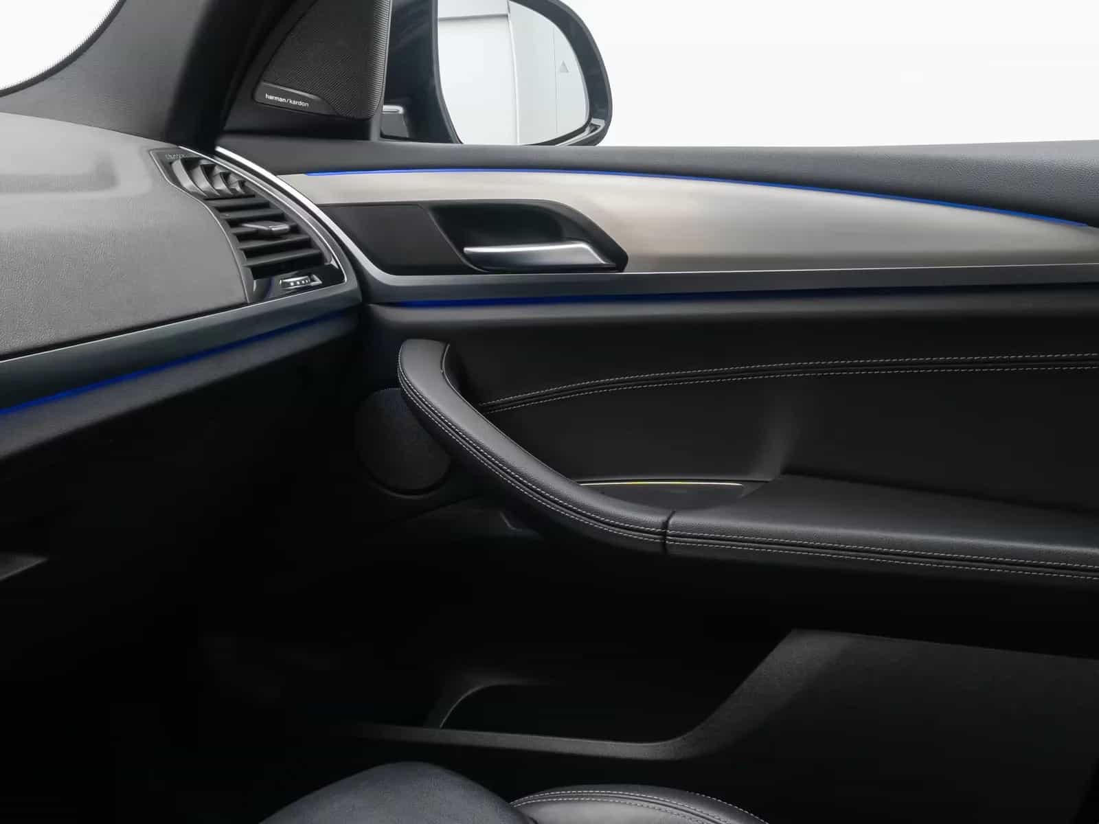 BMW X3 01/2019-photo-31