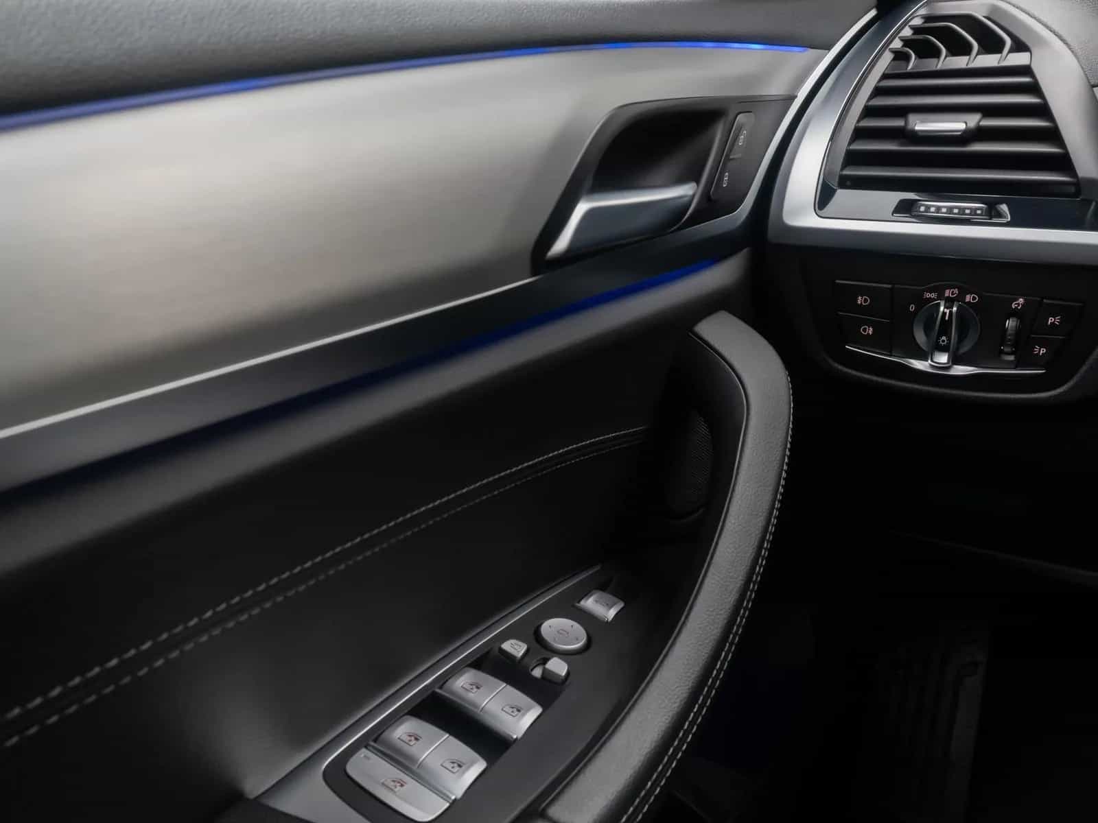 BMW X3 01/2019-photo-32