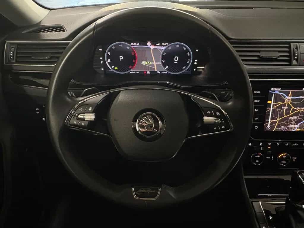 Skoda Superb Combi L&K 4x4*Navi*ViCo*AHK*Canton*Pano 02/2022-photo-12