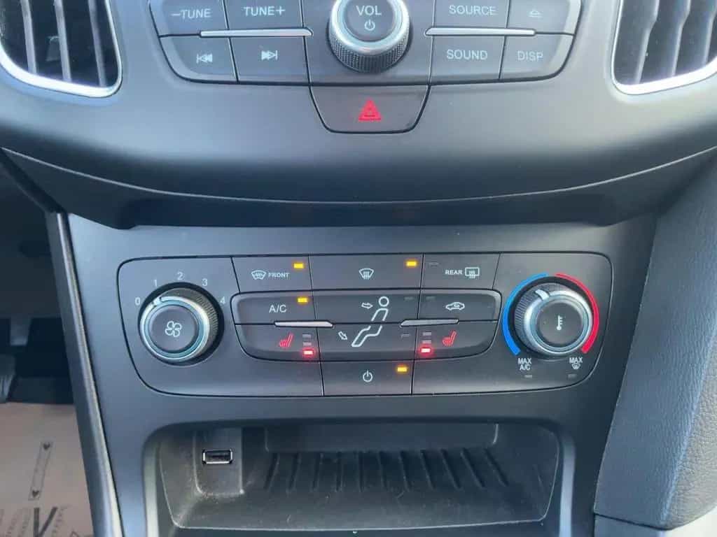 Ford Focus Cool & Connect 1.0 EcoBoost+WINTER-PAKET 06/2018-photo-14