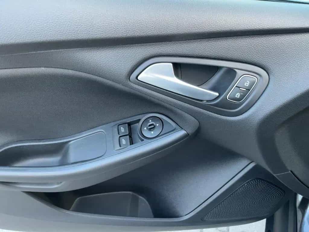 Ford Focus Cool & Connect 1.0 EcoBoost+WINTER-PAKET 06/2018-photo-16