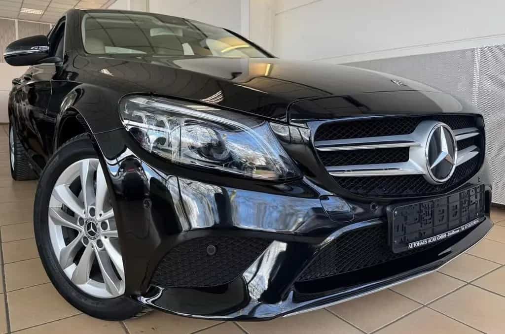 Mercedes-Benz C-Class 220 d Avantgarde LED ACC Kamera Schiebedach Am 07/2019-photo-0