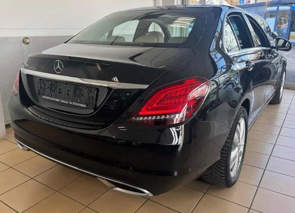 Mercedes-Benz C-Class 220 d Avantgarde LED ACC Kamera Schiebedach Am 07/2019-photo-2
