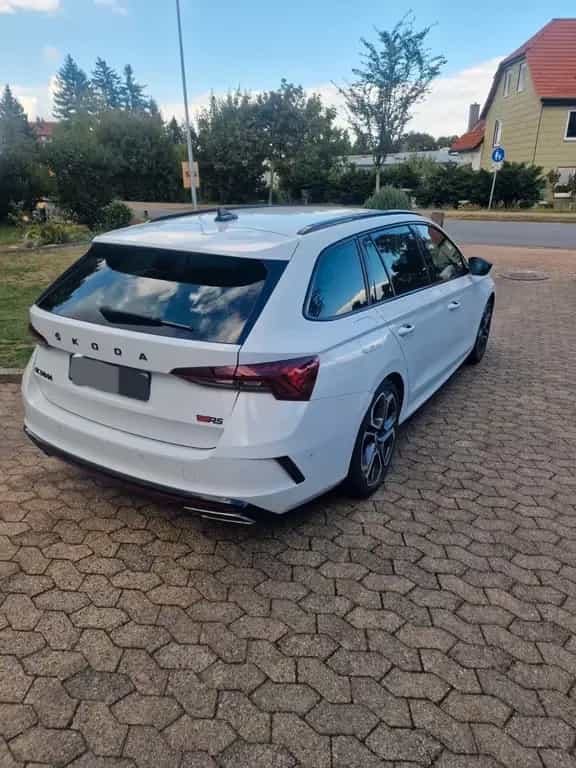 Skoda Octavia 2.0 TSI DSG RS PLUS COMBI RS PLUS 03/2021-photo-4