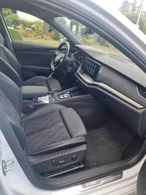 Skoda Octavia 2.0 TSI DSG RS PLUS COMBI RS PLUS 03/2021-photo-8