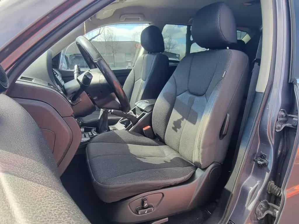 Ssangyong REXTON W Quartz 4WD W4x4/7 Sitzer/AHK Klima 09/2015-photo-11