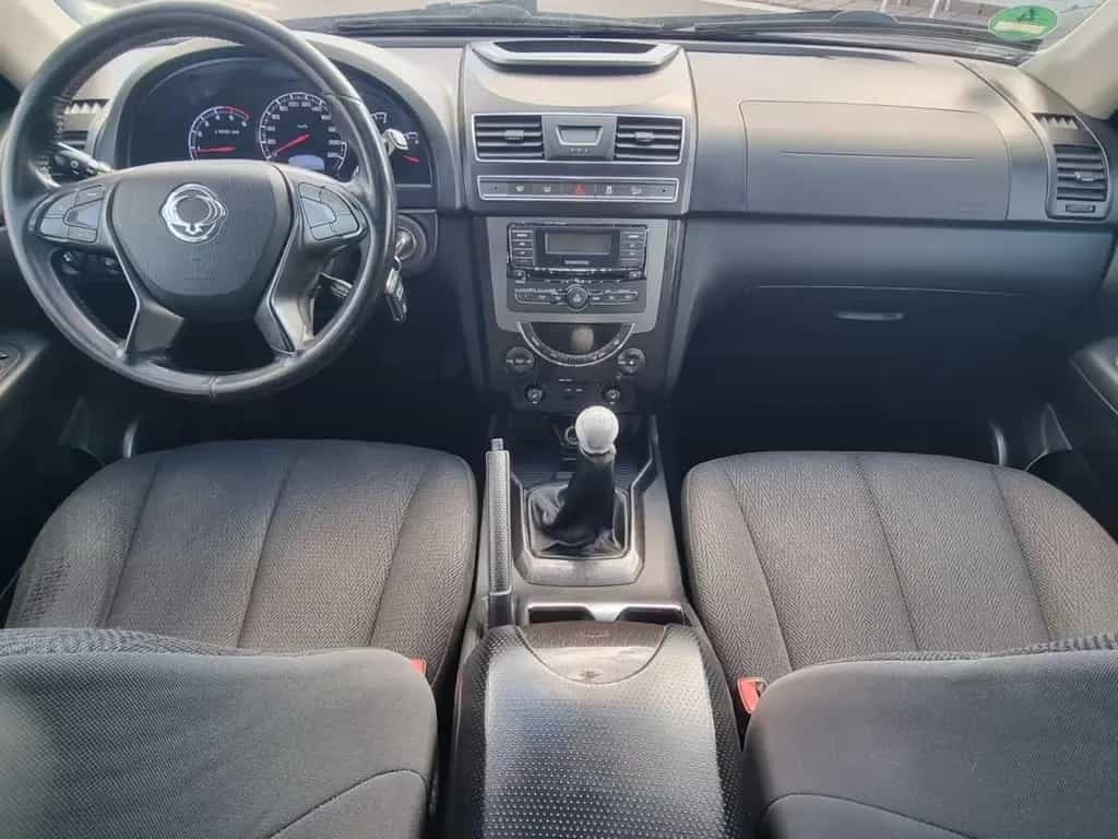 Ssangyong REXTON W Quartz 4WD W4x4/7 Sitzer/AHK Klima 09/2015-photo-16