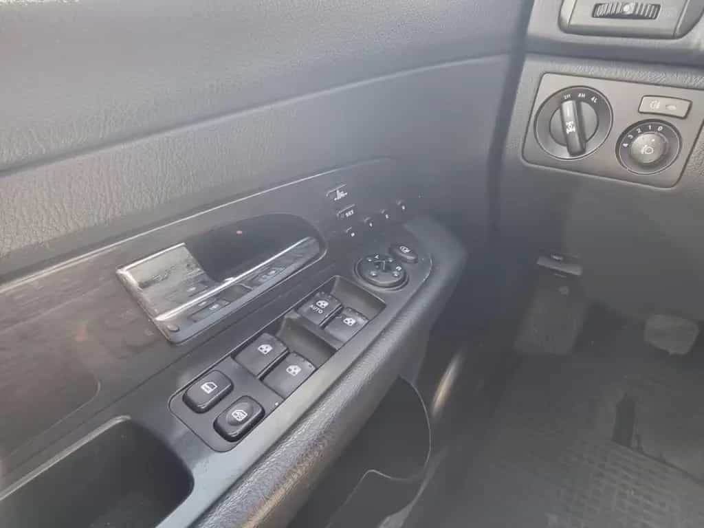 Ssangyong REXTON W Quartz 4WD W4x4/7 Sitzer/AHK Klima 09/2015-photo-27