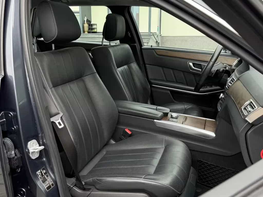 Mercedes-Benz E 500 E500 Kombi V8/ACC/STANDHZNG/360°/SITZBELÜFT/AHK 03/2014-photo-29