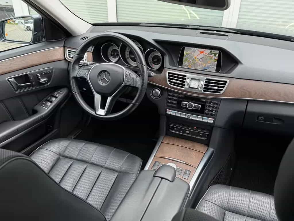 Mercedes-Benz E 500 E500 Kombi V8/ACC/STANDHZNG/360°/SITZBELÜFT/AHK 03/2014-photo-38