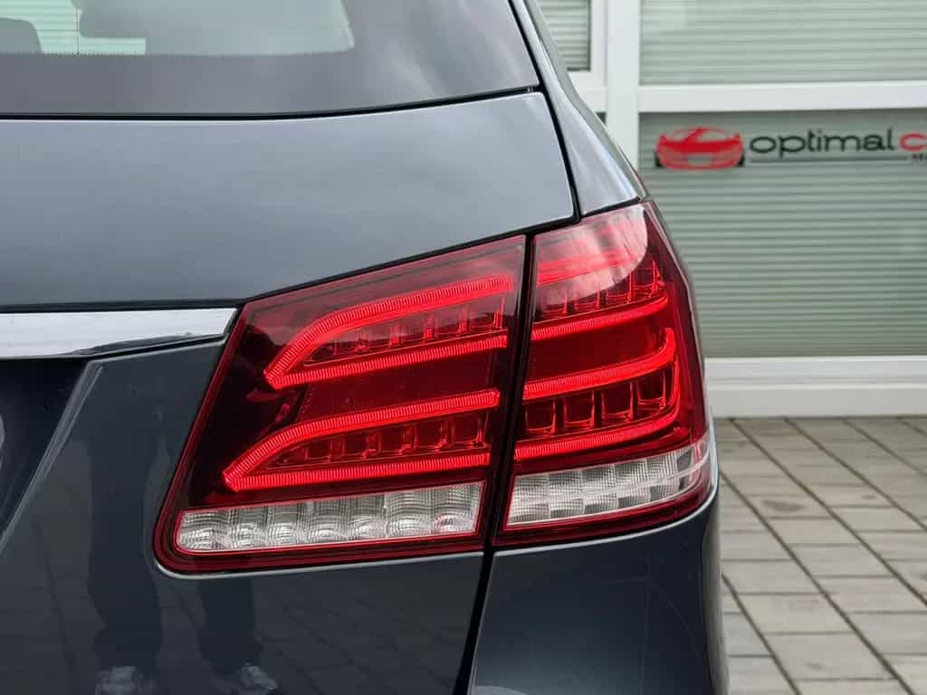 Mercedes-Benz E 500 E500 Kombi V8/ACC/STANDHZNG/360°/SITZBELÜFT/AHK 03/2014-photo-9