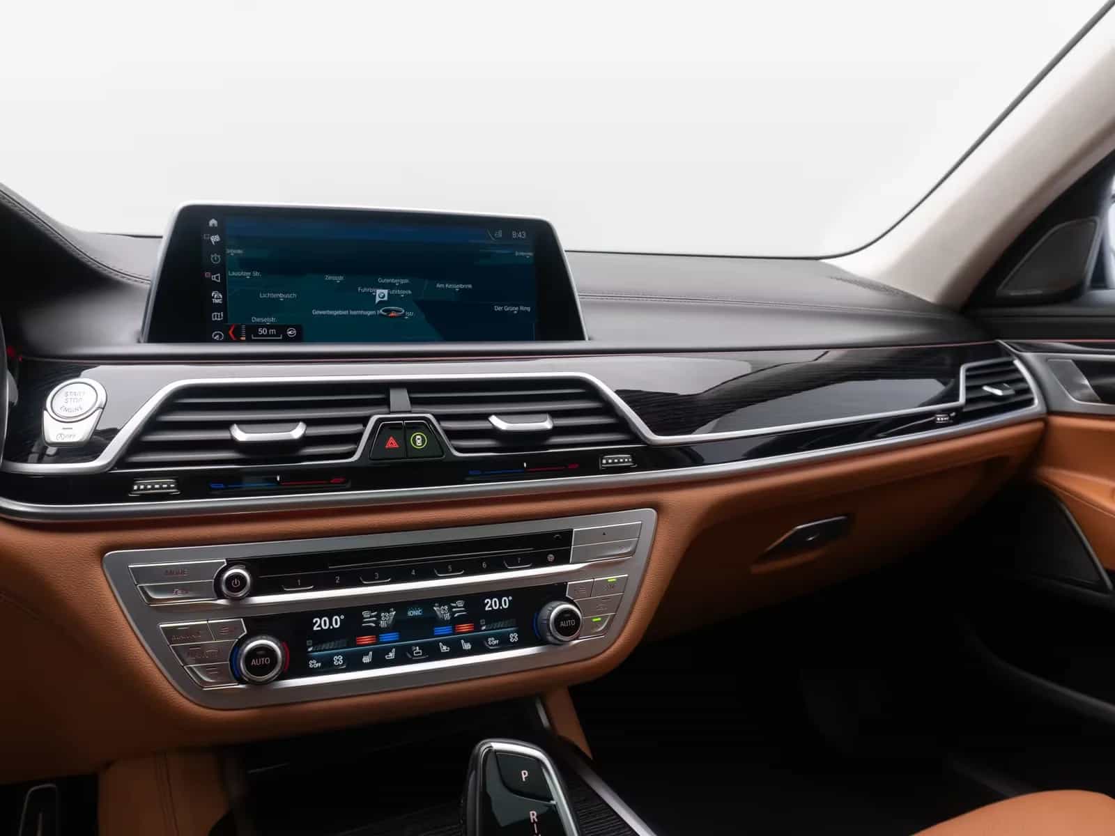 BMW 7 Series 04/2019-photo-20