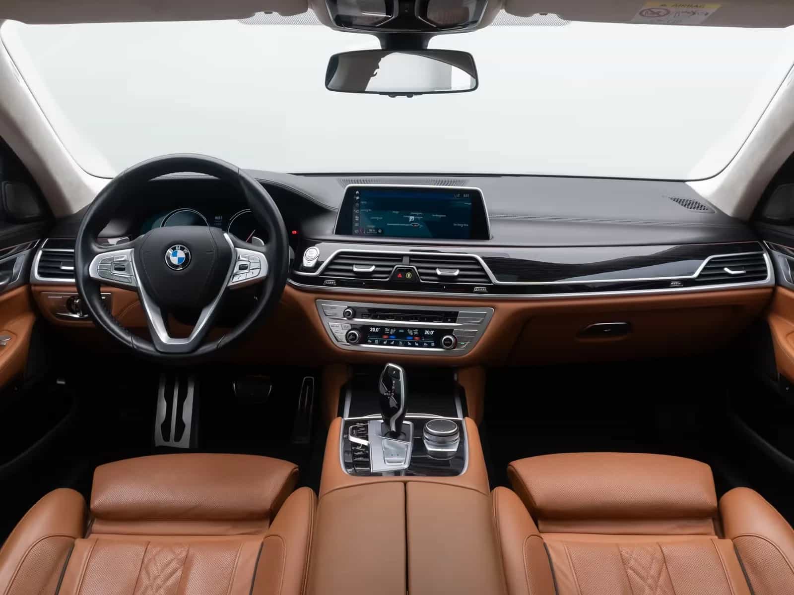 BMW 7 Series 04/2019-photo-39