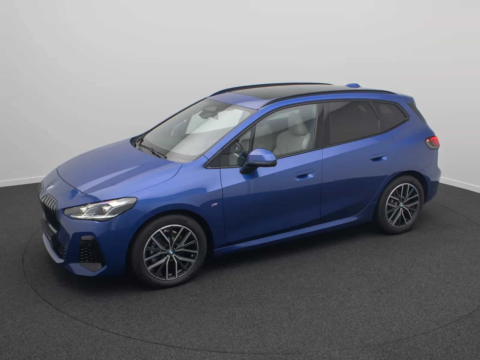 BMW 2 Series Active Tourer 02/2023-photo-11