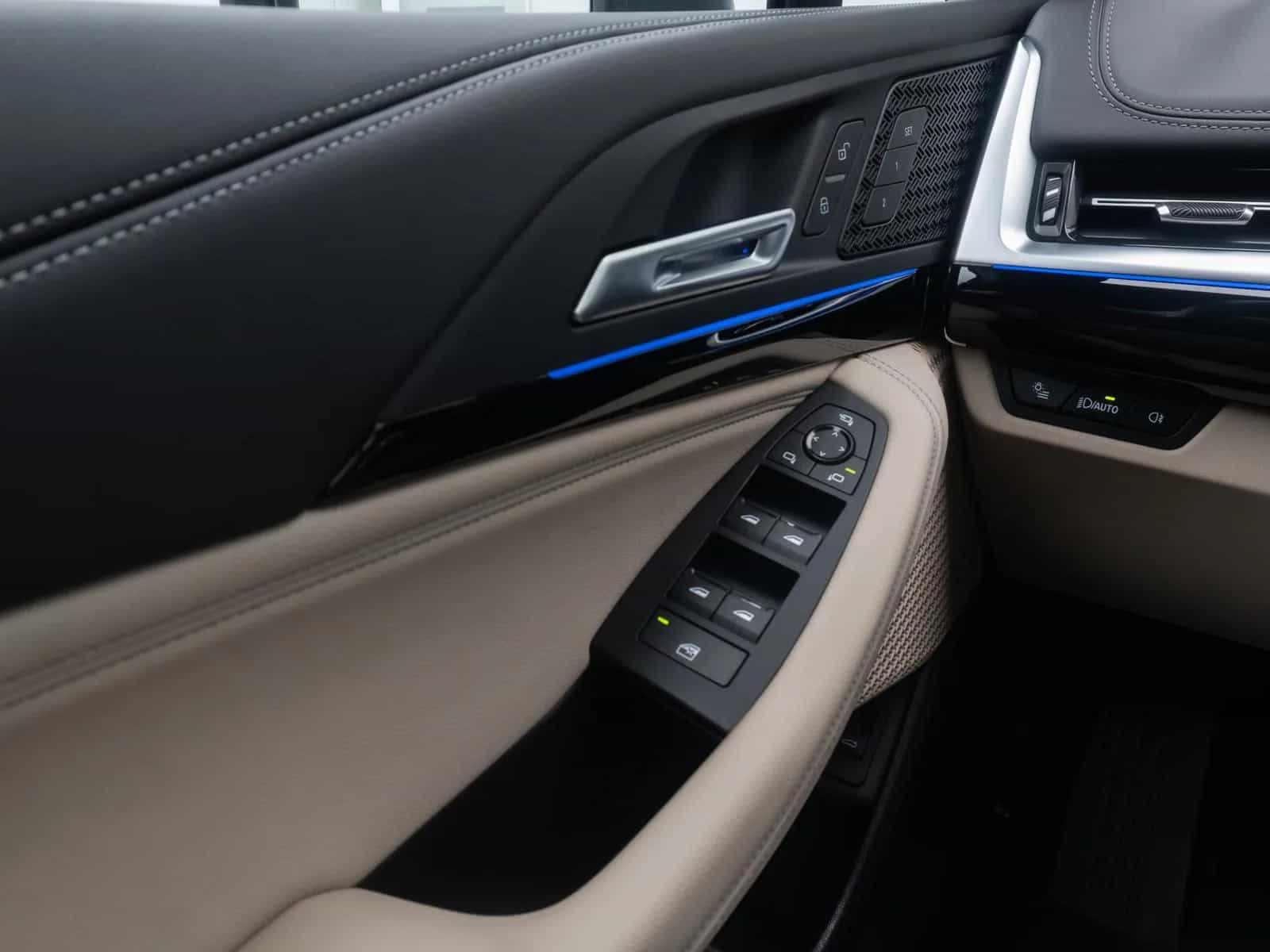 BMW 2 Series Active Tourer 02/2023-photo-33