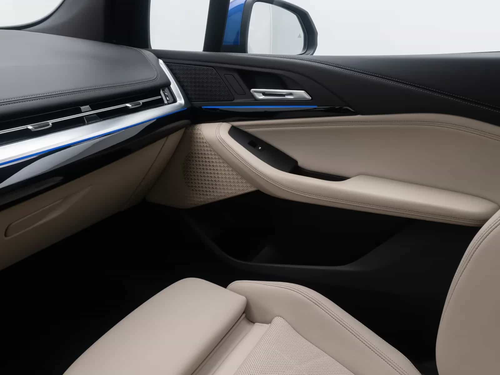 BMW 2 Series Active Tourer 02/2023-photo-34