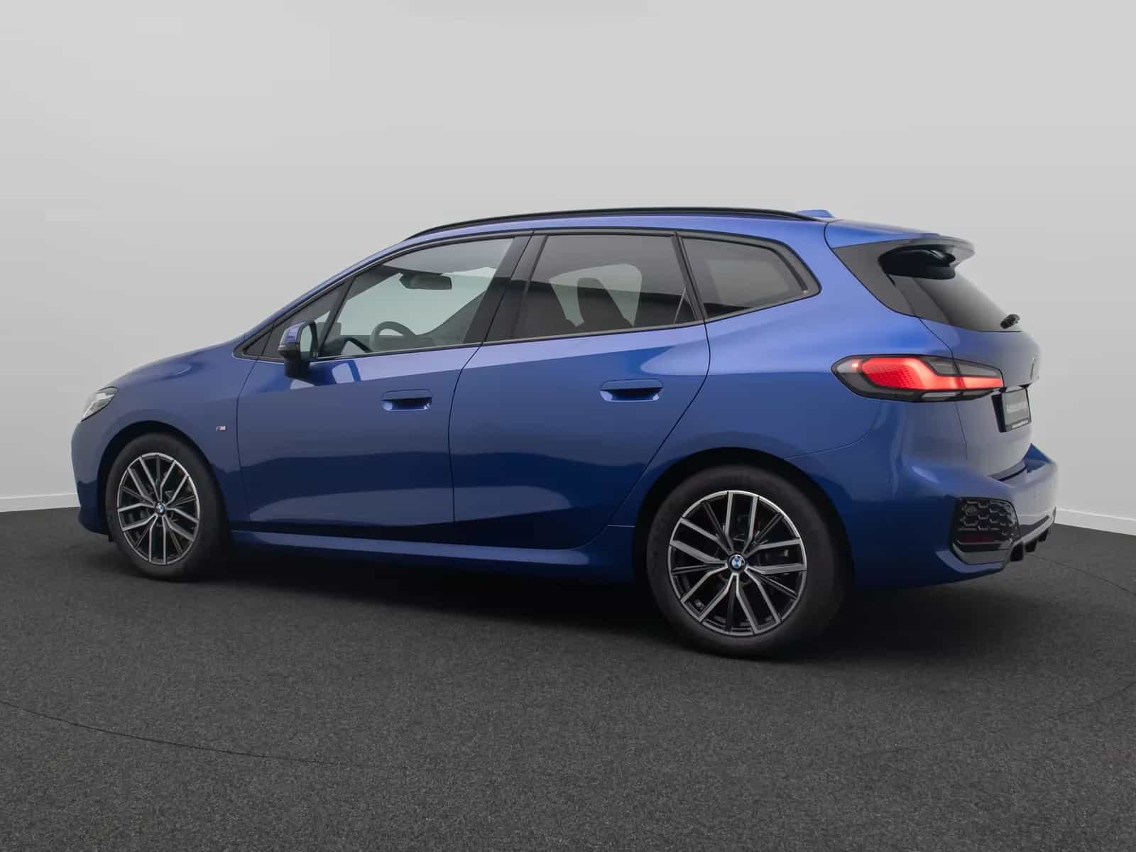 BMW 2 Series Active Tourer 02/2023-photo-9