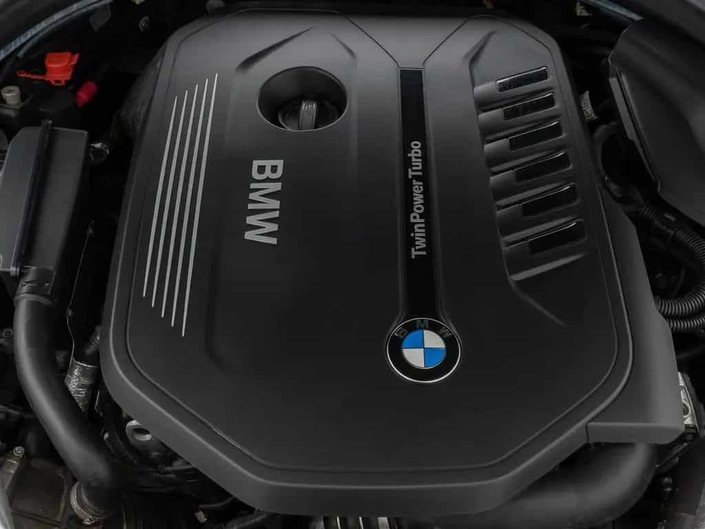 BMW 5 Series 540i xD Luxury Line Kamera HUD HiFi Komfort AHK 04/2018-photo-18