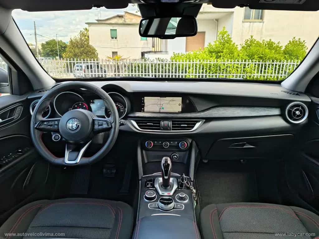 Alfa Romeo Stelvio ROMEO Stelvio 2.2 T.diesel 160CV AT8 RWD Bu 10/2021-photo-10