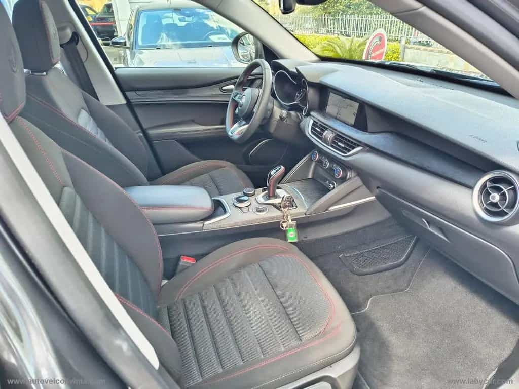 Alfa Romeo Stelvio ROMEO Stelvio 2.2 T.diesel 160CV AT8 RWD Bu 10/2021-photo-8