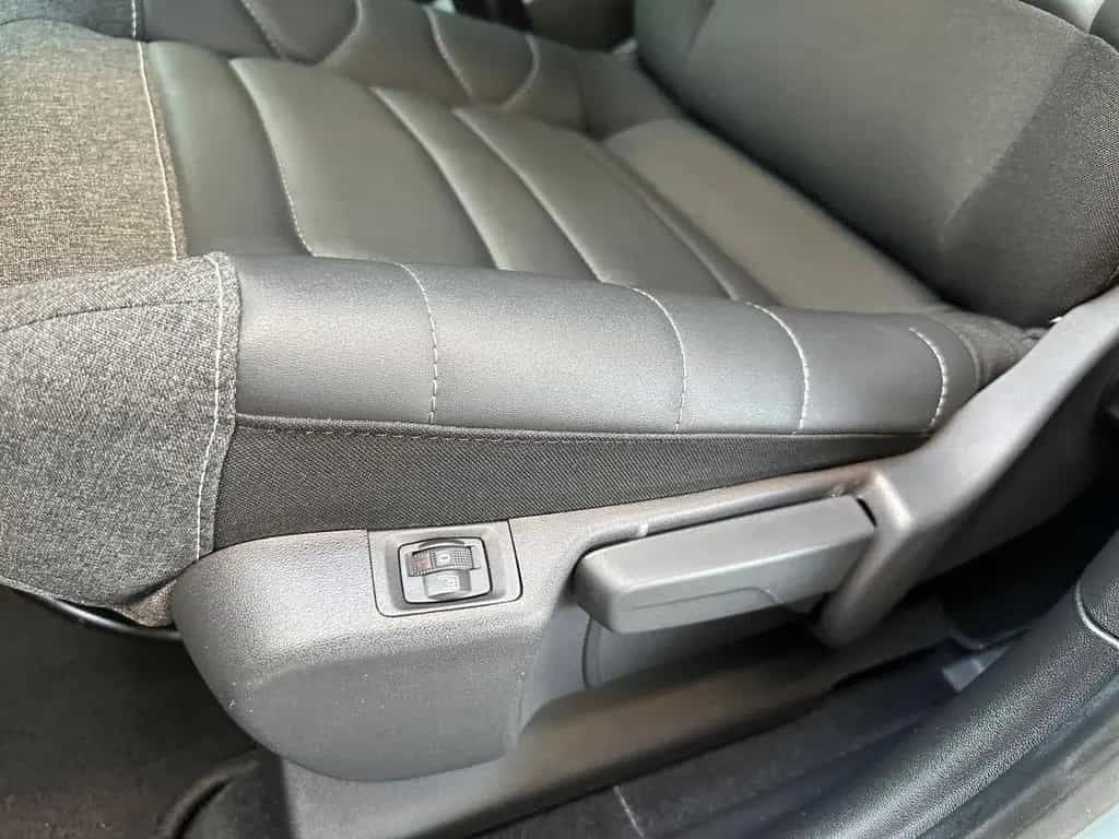 Citroën C3 Aircross Shine Pack mit AHK, Navi 03/2022-photo-10