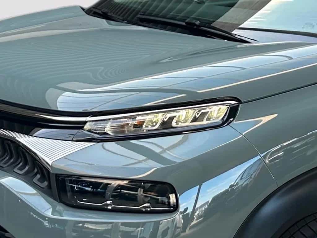 Citroën C3 Aircross Shine Pack mit AHK, Navi 03/2022-photo-4
