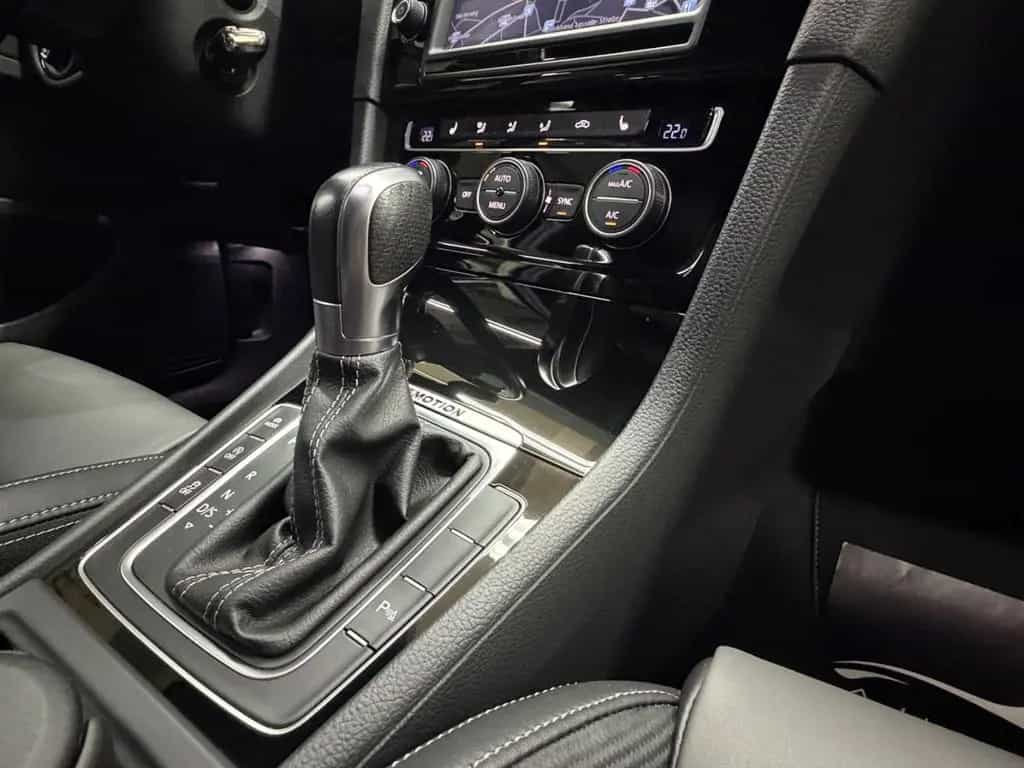 Volkswagen Golf VII Lim.*R*4Motion*NO-OPF*R.KAM*SHZ*PDC*DCC 02/2016-photo-25