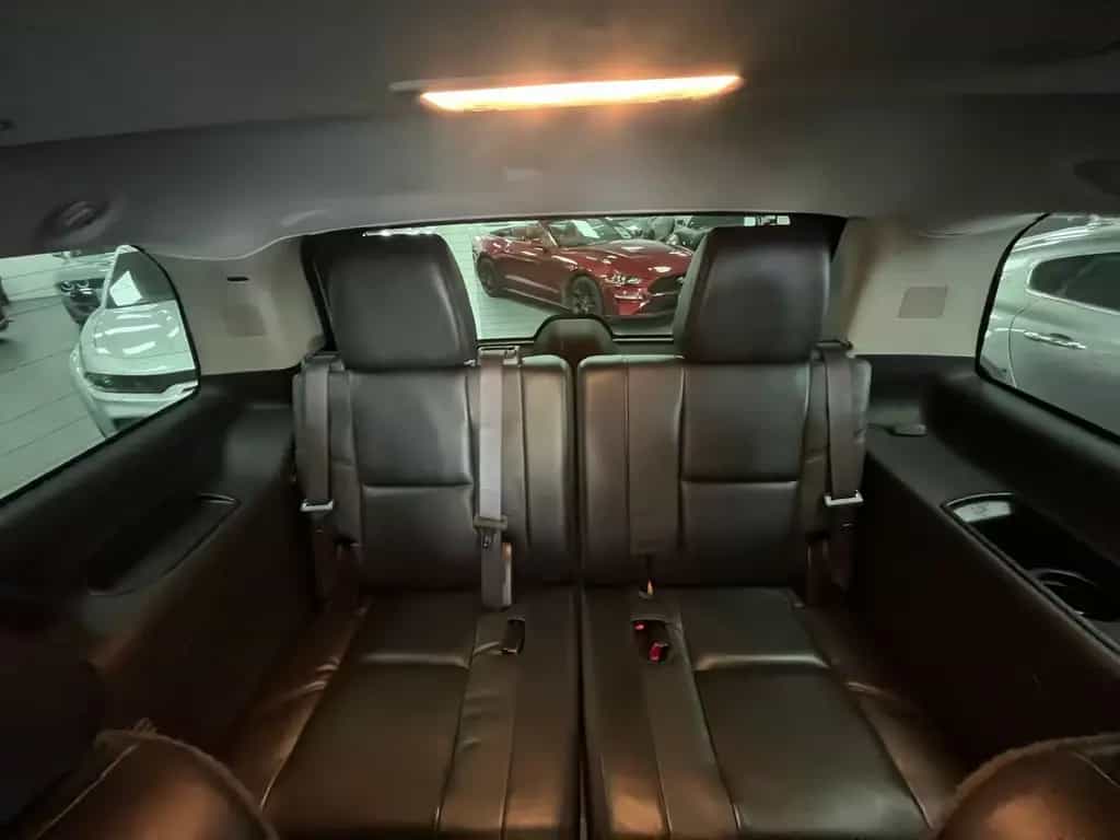 Cadillac Escalade 6,2l V8/EU-Modell/6-Sitzer/TÜV 2027/AHK 01/2010-photo-13