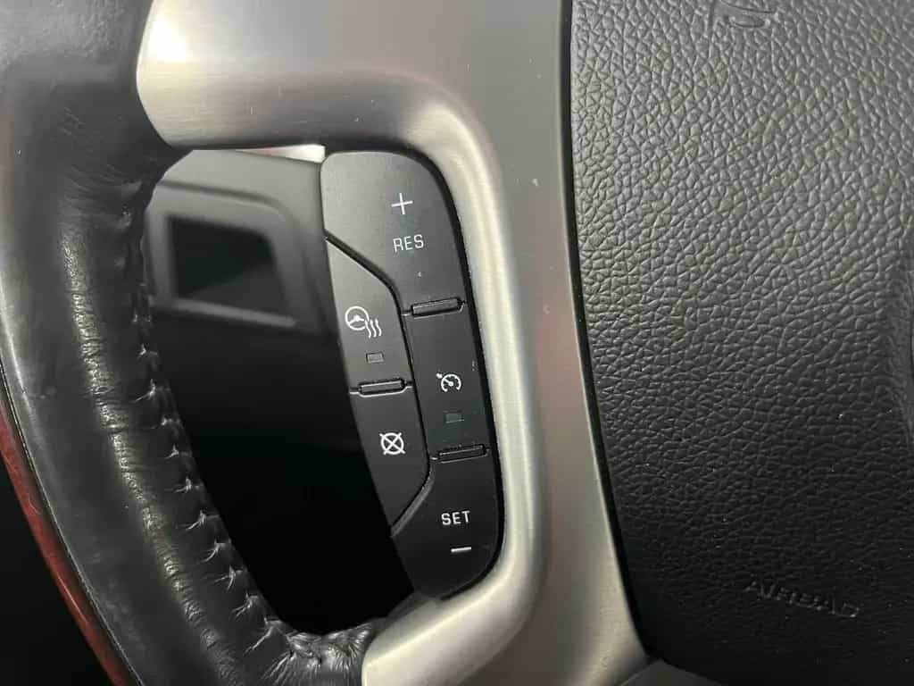 Cadillac Escalade 6,2l V8/EU-Modell/6-Sitzer/TÜV 2027/AHK 01/2010-photo-18