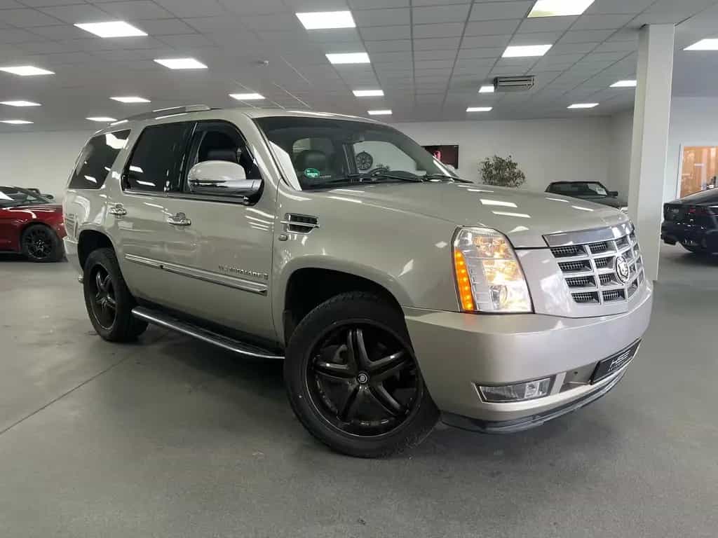 Cadillac Escalade 6,2l V8/EU-Modell/6-Sitzer/TÜV 2027/AHK 01/2010-photo-5
