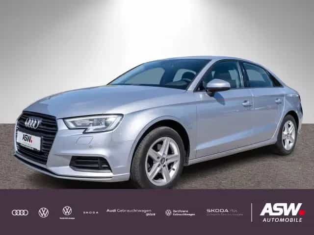 Audi A3 Limousine 1.5 TFSI Xenon Navi PDC SHZ AHK 08/2017-photo-0