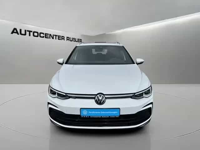 Volkswagen Golf VIII Variant R-Line Matrix Pano AHK DCC 08/2022-photo-5