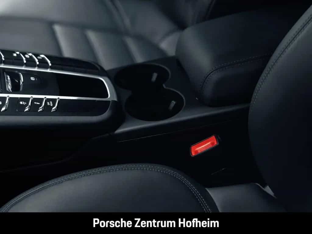Porsche Macan Turbo Sportabgasanlage 21-Zoll BOSE LED 01/2021-photo-19
