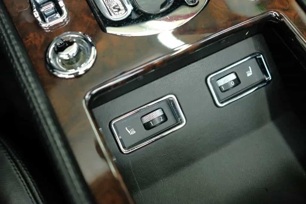 Bentley Azure /BEWERTUNG NOTE 2+/SERVICE 12.000€/HISTORIE 07/2008-photo-19