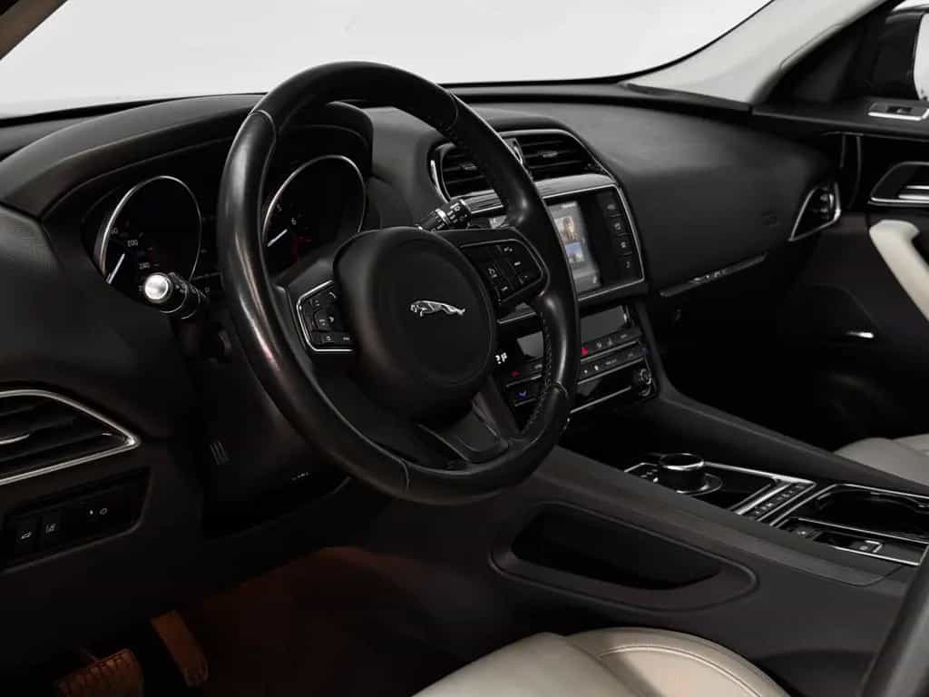 Jaguar F-Pace Prestige AWD 8G *10Wege*Meridian*Tempomat 04/2017-photo-11