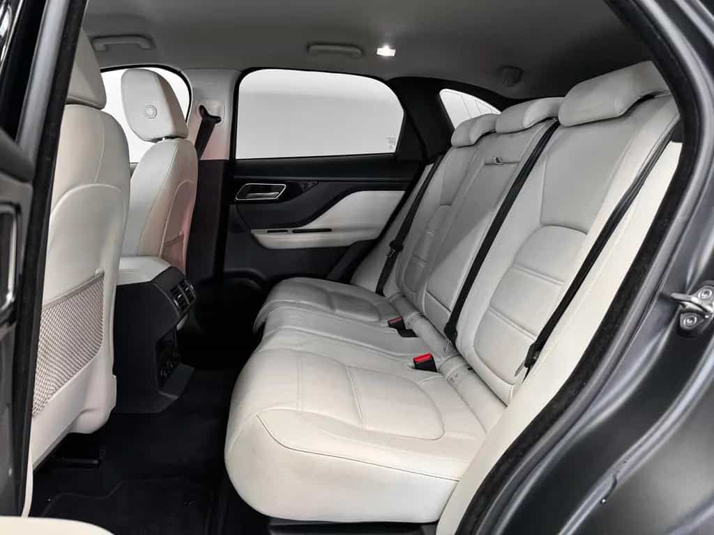 Jaguar F-Pace Prestige AWD 8G *10Wege*Meridian*Tempomat 04/2017-photo-16